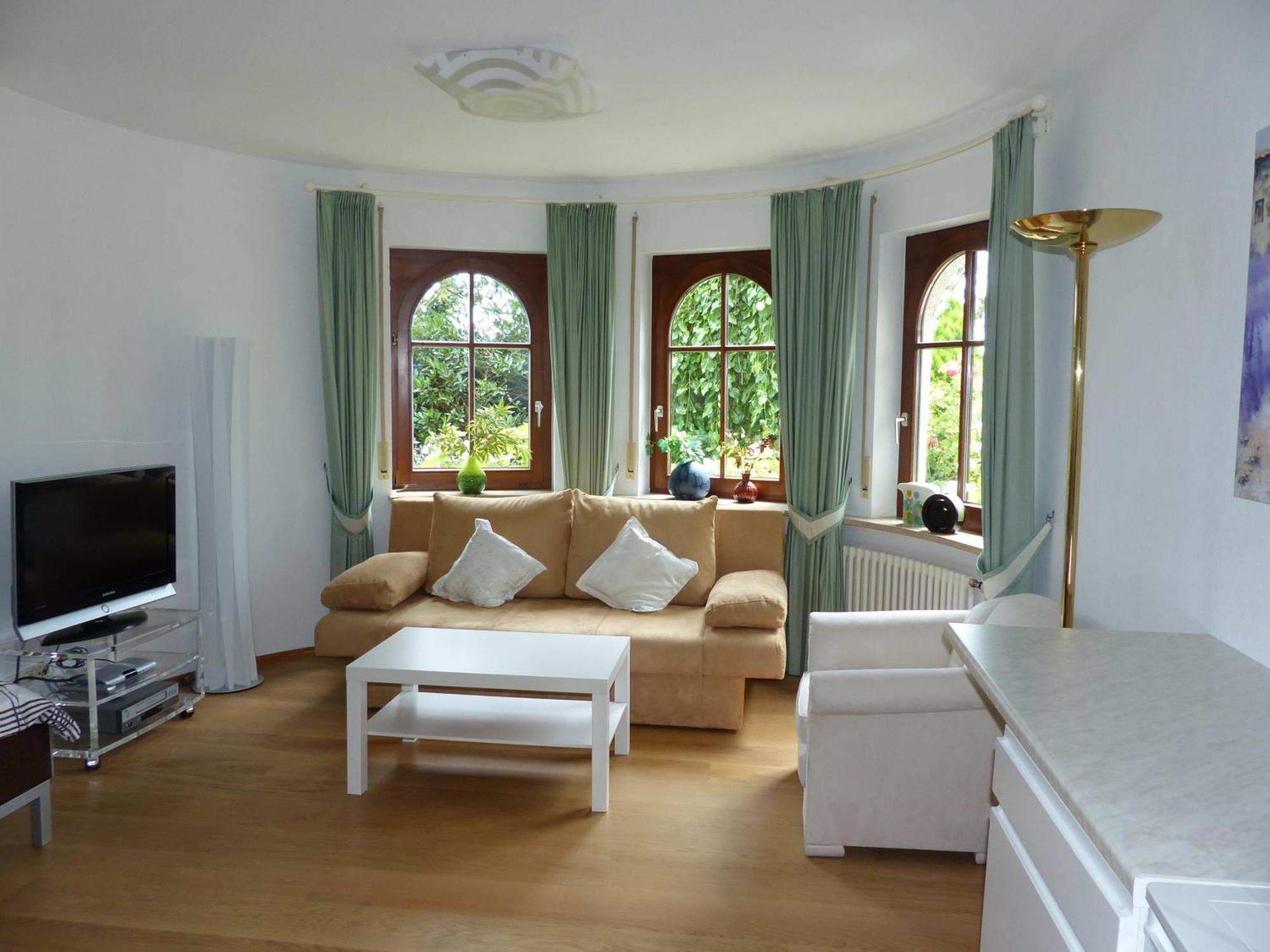 Schwarzwaldturmzimmer Lahr Kamer foto